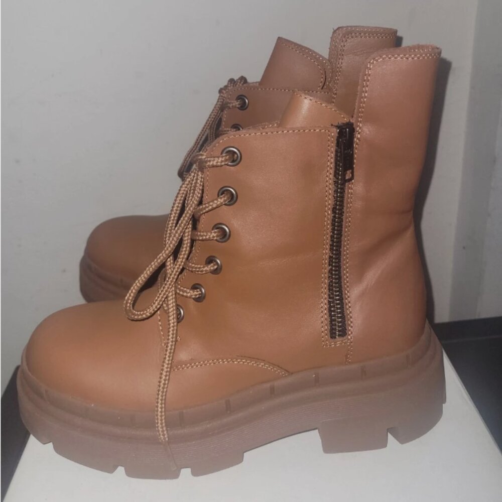 NIB Sheridan Mia Bela Brown Leather ChunkyPlatform ChunkyHeel Combat Boot 39/8.5